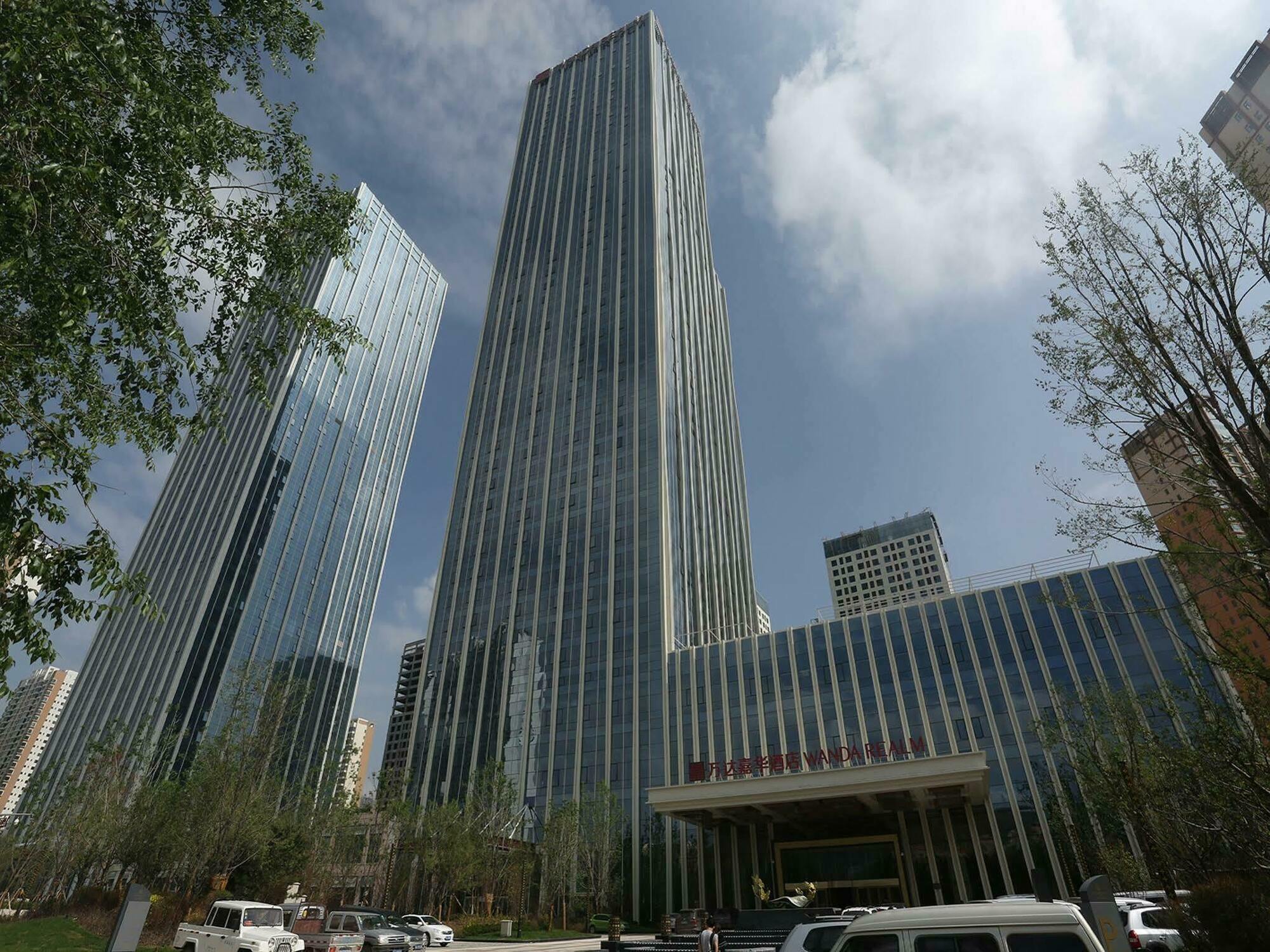 ホテル Wanda Vista 西寧市 エクステリア 写真